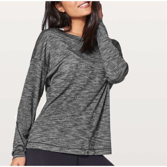 ✨Lululemon Laced With Intent Grey Laced Back Long Sleeve Sz 6 Top✨ - Picture 2 of 12
